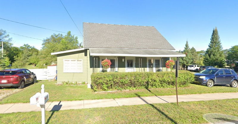 Au Sable Canoe (Carrs Pioneer Canoe Livery) - From Au Sable Canoe Rental Web Listing (newer photo)